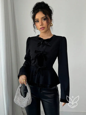 Blusa Peplum De Veludo Com Babados Na Barra E Manga Longa Blusa Peplum De Veludo Com Babados Na Barra E Manga Longa