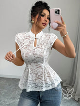 Blusa Peplum Jacquard Com Gola Chinesa E Detalhes Vazados Branco / PP Blusa Peplum Jacquard Com Gola Chinesa E Detalhes