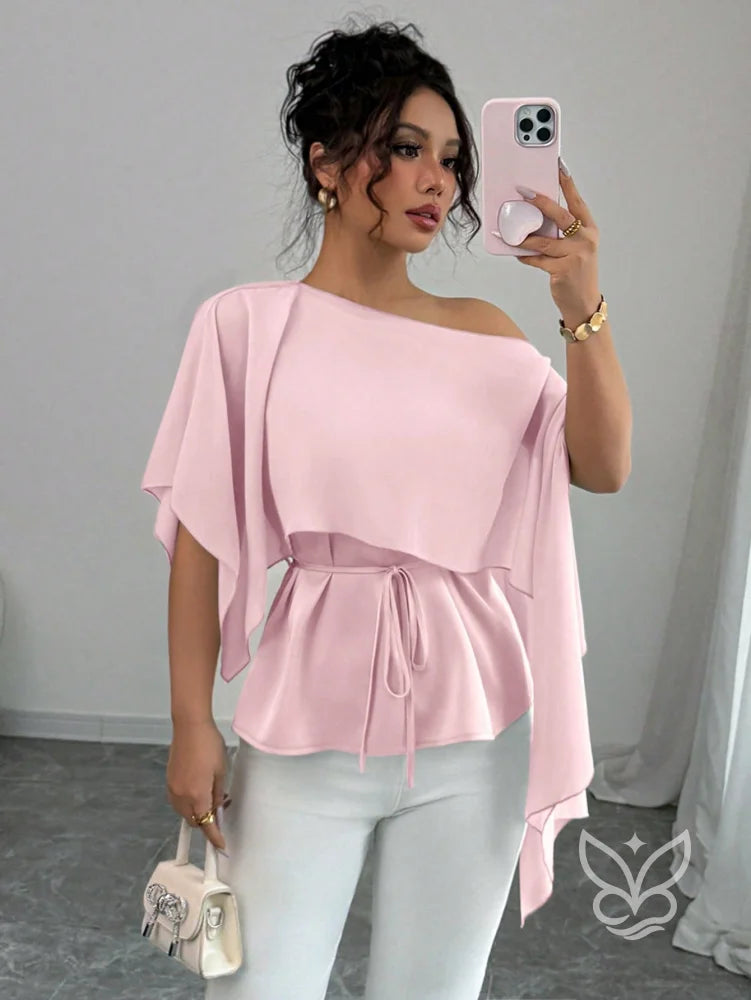 Blusa Peplum Ombro Único Com Gola Assimétrica E Cintura Marcada Blusa Peplum Ombro Único Com Gola Assimétrica E Cintura