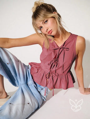 Blusa Regata Com Babado E Amarração Frontal Vinho / PP Blusa Regata Com Babado E Amarração Frontal