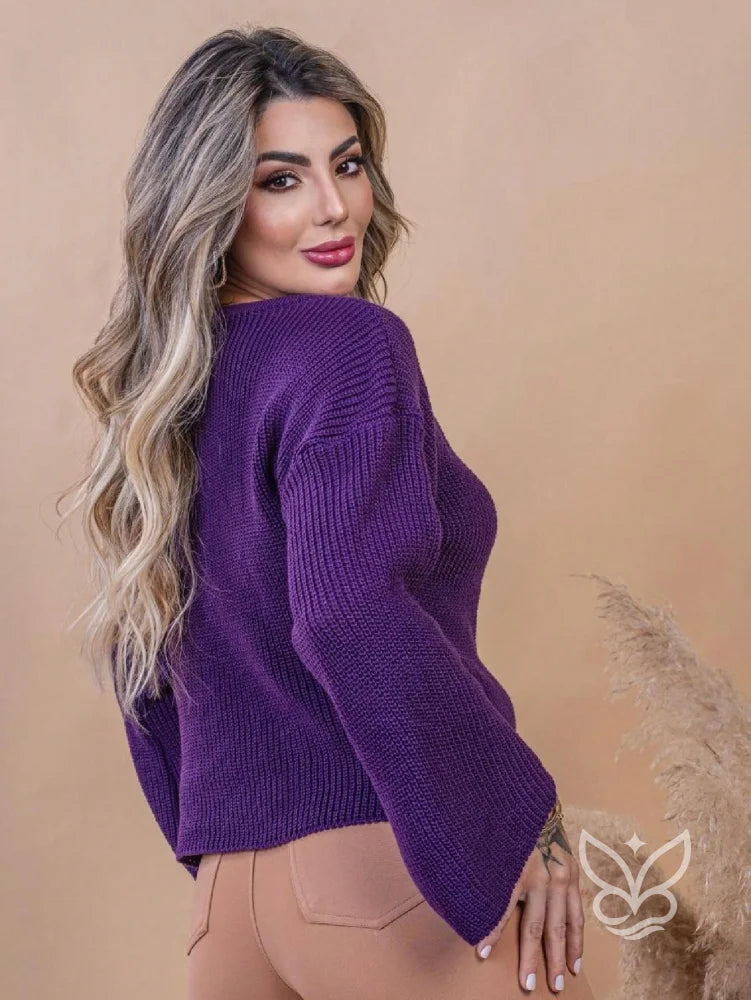 Blusa Tricot Cropped com Manga Longa Flare Blusa Tricot Cropped com Manga Longa Flare