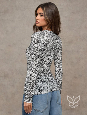 Blusa Tule Com Estampa Animal E Transparência Sem Bojo Blusa Tule Com Estampa Animal E Transparência Sem Bojo