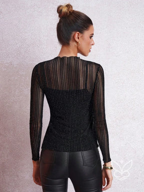 Blusa Tule Com Fios Metalizados E Caimento Elegante Blusa Tule Com Fios Metalizados E Caimento Elegante