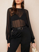 Blusa Tule Plissada Com Mangas Lanterna E Caimento Solto Preto / PP Blusa Tule Plissada Com Mangas Lanterna E Caimento