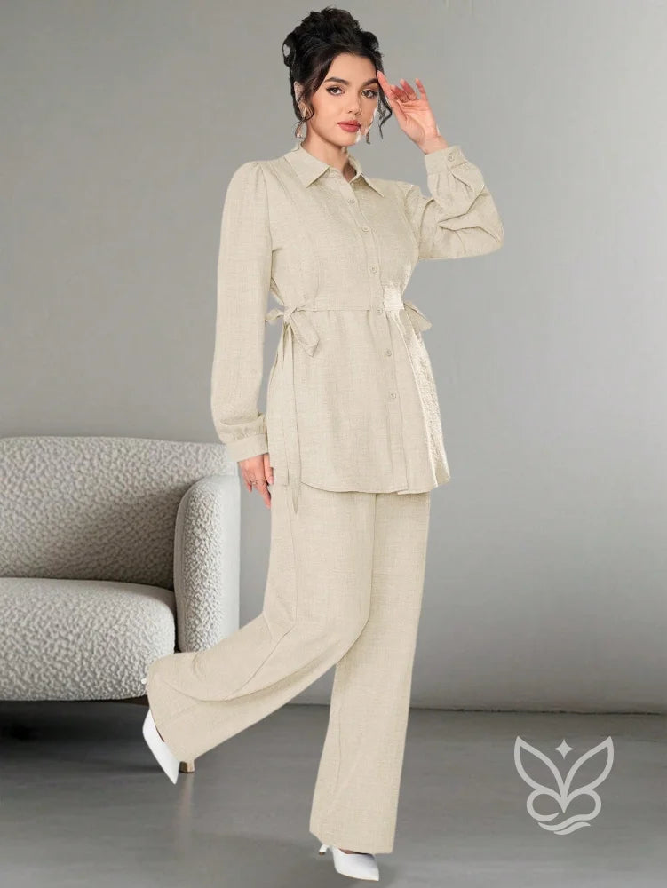 Conjunto Alfaiataria Blusa Botões Frente E Calça Damasco / PP Conjunto Alfaiataria Blusa Botões Frente E Calça