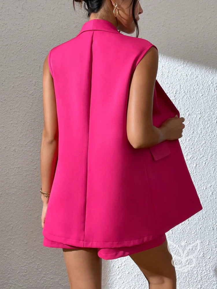 Conjunto Alfaiataria Com Blazer Longo Sem Mangas E Shorts Conjunto Alfaiataria Com Blazer Longo Sem Mangas E Shorts