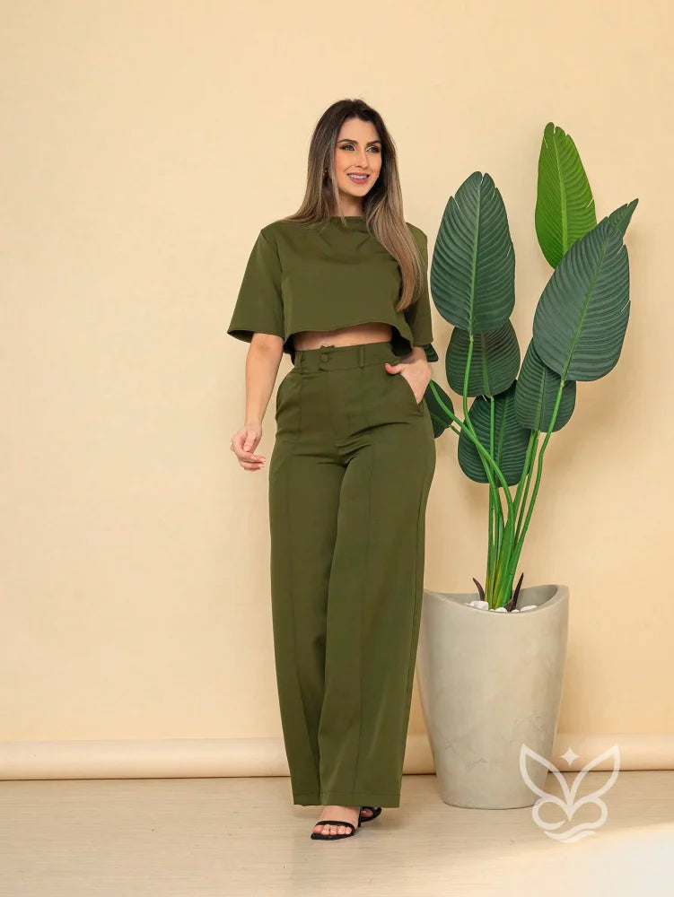 Conjunto Alfaiataria Com Blusa Manga Curta E Calça Pantalona Flare Verde Militar / PP Conjunto Alfaiataria Com Blusa