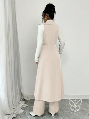 Conjunto Alfaiataria Com Colete Alongado E Calça Pantalona Conjunto Alfaiataria Com Cropped Manga Bufante E Saia Curta