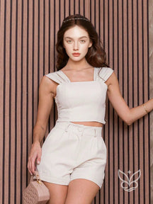 Conjunto Alfaiataria Com Top De Alças Largas E Shorts Ajustados Branco / PP Conjunto Alfaiataria Com Top De Alças