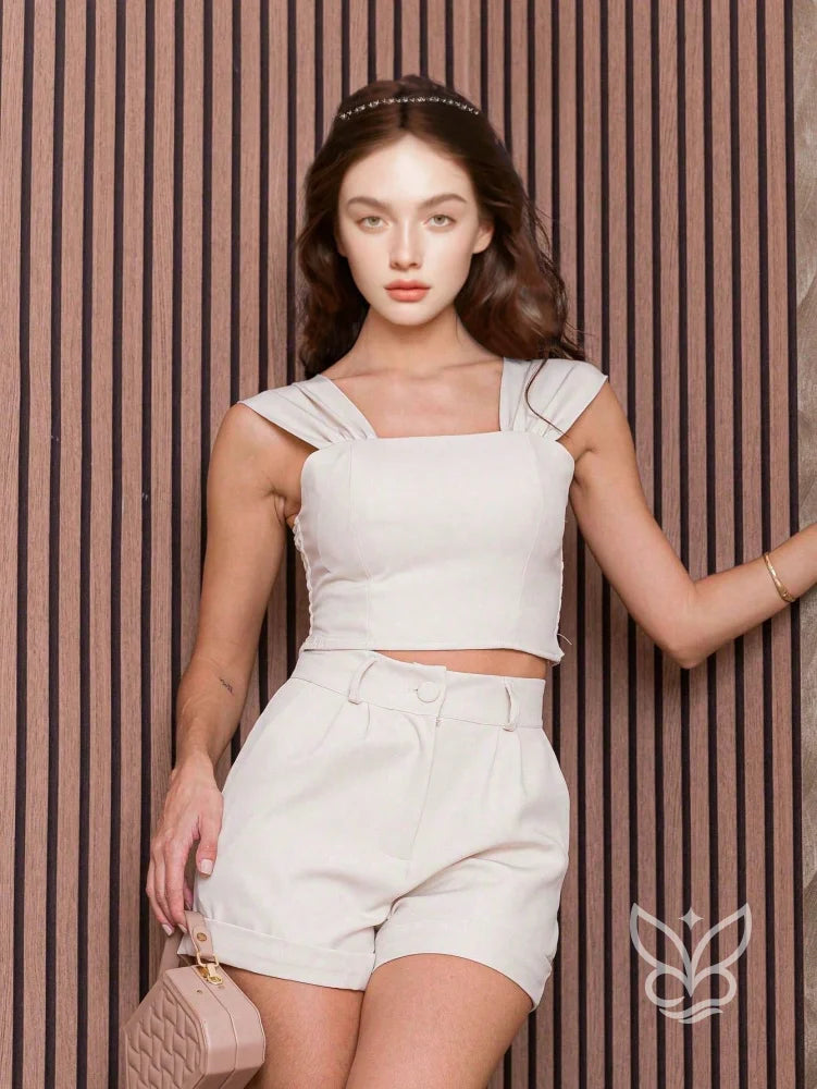 Conjunto Alfaiataria Com Top De Alças Largas E Shorts Ajustados Branco / PP Conjunto Alfaiataria Com Top De Alças