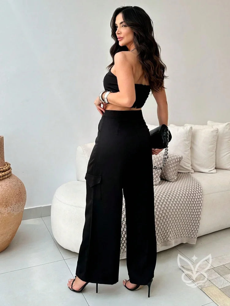 Conjunto Alfaiataria Com Top Tomara Que Caia E Calça Pantalona Flare Conjunto Alfaiataria Com Top Tomara Que Caia E