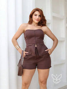 Conjunto Alfaiataria Top Tomara Que Caia E Shorts Detalhes Frontais Marrom / PP Conjunto Alfaiataria Top Tomara Que