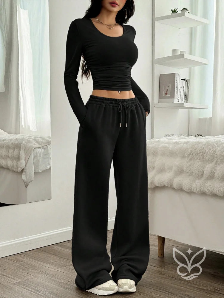 Conjunto Athleisure Com Cropped Manga Longa E Calça Jogger Preto / PP Conjunto Athleisure Com Cropped Manga Longa E
