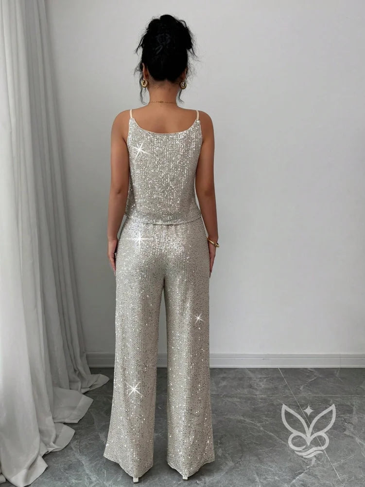 Conjunto Camisola Brilhante De Alça Fina E Calça Pantalona Brilhante Conjunto Camisola Brilhante De Alça Fina E Calça