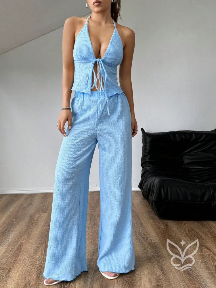 Conjunto Camisola Plissada Halter E Calça Pantalona Solta Conjunto Camisola Plissada Halter E Calça Pantalona Solta