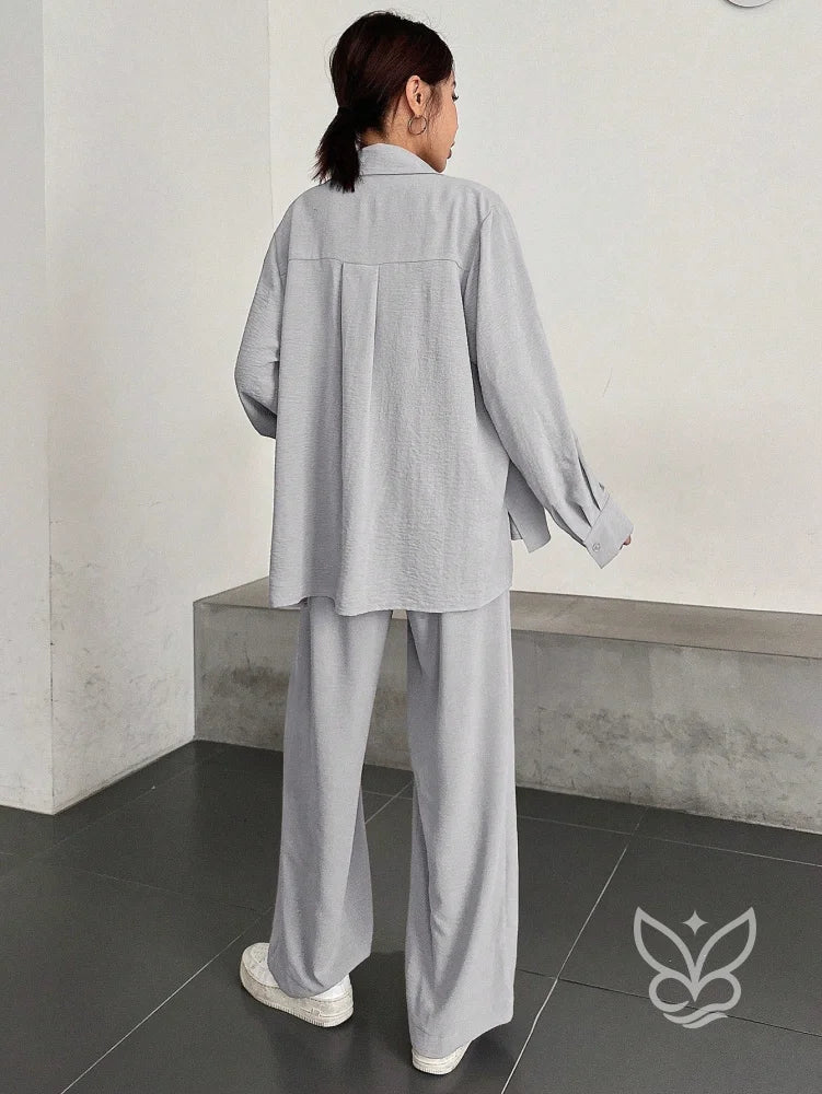 Conjunto Casual Blusa Manga Curta E Calça Flare Conjunto Casual Blusa Manga Curta E Calça Flare
