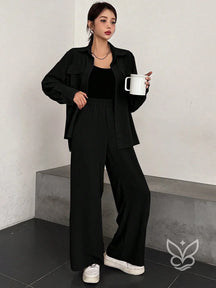 Conjunto Casual Blusa Manga Curta E Calça Flare Preto / PP Conjunto Casual Blusa Manga Curta E Calça Flare