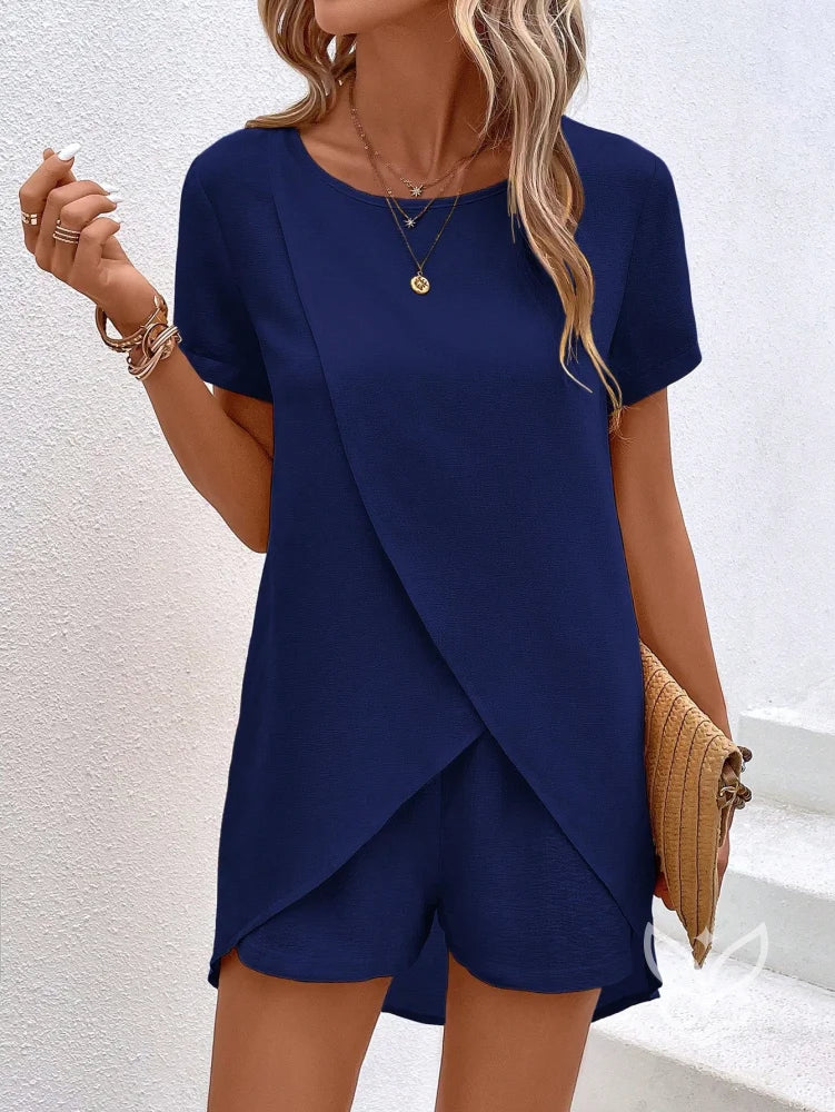 Conjunto Casual Com Blusa Assimétrica E Shorts Confortável Azul Marinho / PP Conjunto Casual Com Blusa Assimétrica E
