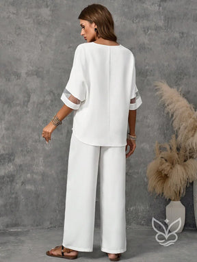 Conjunto Casual Com Blusa De Decote V E Calça Reta Sofisticada Conjunto Casual Com Blusa De Decote V E Calça Reta