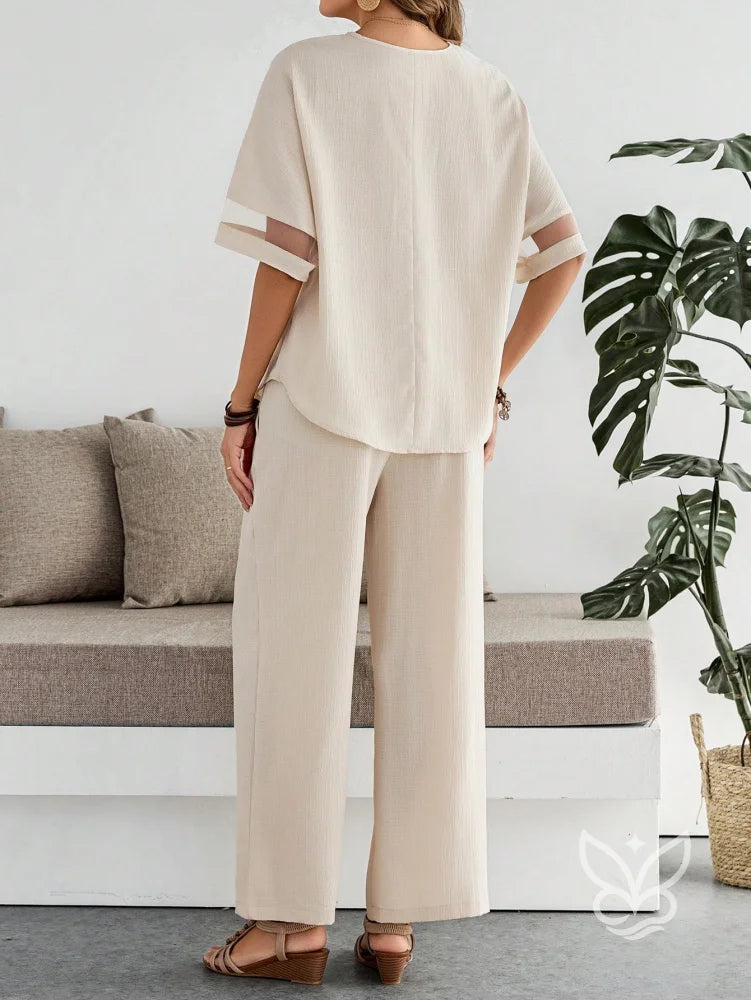 Conjunto Casual Com Blusa De Decote V E Calça Reta Sofisticada Conjunto Casual Com Blusa De Decote V E Calça Reta