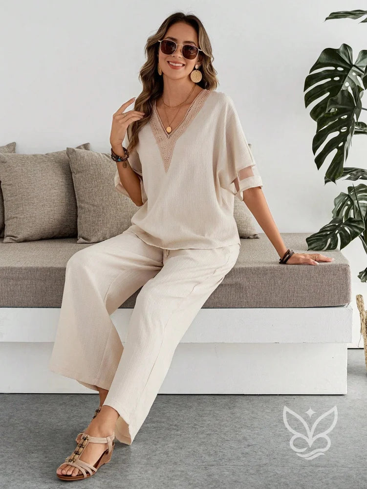 Conjunto Casual Com Blusa De Decote V E Calça Reta Sofisticada Damasco / PP Conjunto Casual Com Blusa De Decote V E