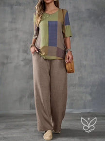 Conjunto Casual Com Blusa Estampada Assimétrica E Calça Reta Caqui / PP Conjunto Casual Com Blusa Estampada Assimétrica