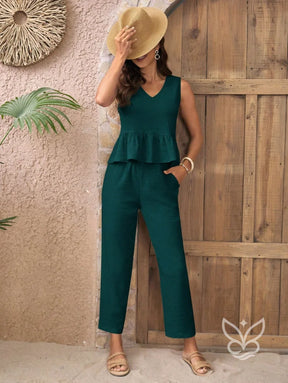 Conjunto Casual Com Regata Peplum E Calça Reta Verde Escuro / PP Conjunto Casual Com Regata Peplum E Calça Reta