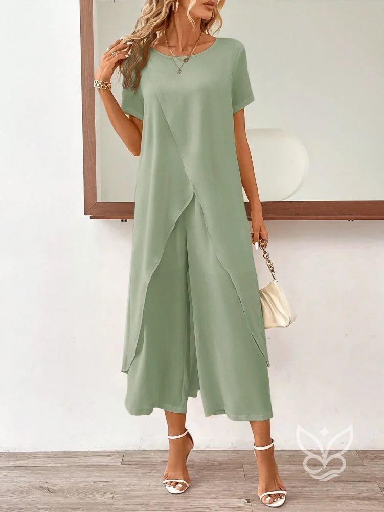 Conjunto Co-ord Estampado Com Barra Assimétrica Conjunto Blusa Cropped E Calça Pantacourt Estilo Casual Chic