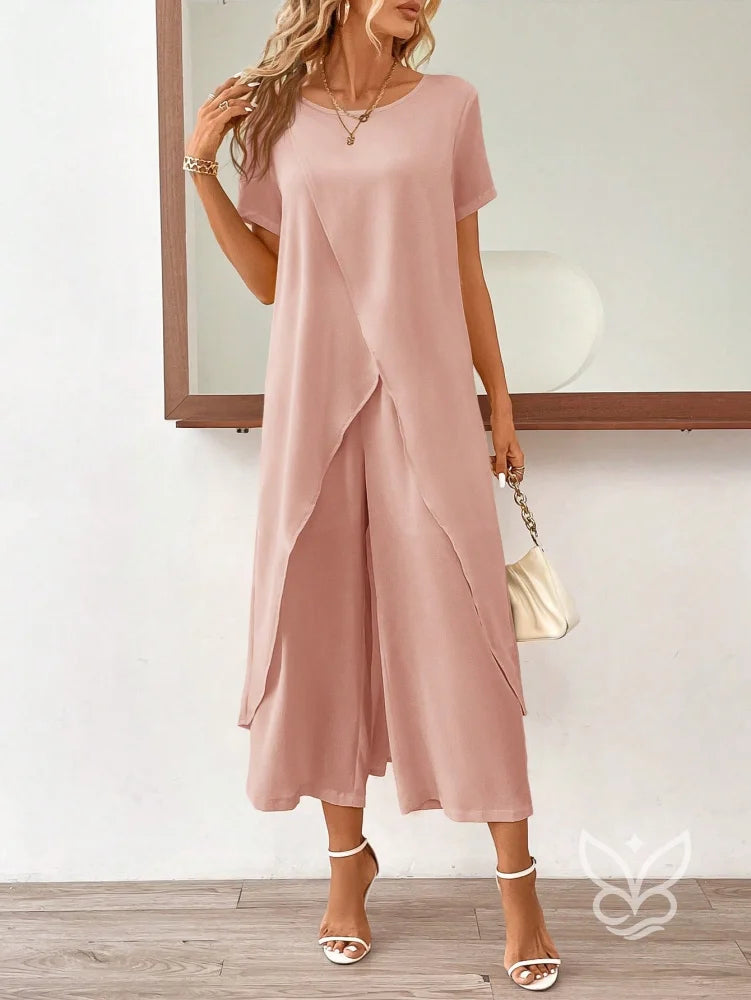 Conjunto Co-ord Estampado Com Barra Assimétrica Conjunto Blusa Cropped E Calça Pantacourt Estilo Casual Chic