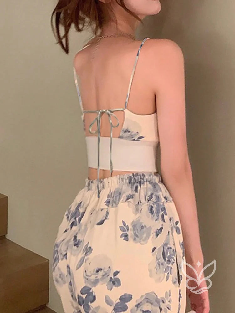 Conjunto Co-ord Estampado Com Cropped E Calça Pantalona Evasê Conjunto Co-ord Estampado Com Cropped E Calça Pantalona