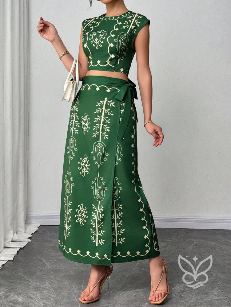 Conjunto Co-ord Estampado Com Cropped E Saia Midi Com Botões Conjunto Co-ord Estampado Com Cropped E Saia Midi Com