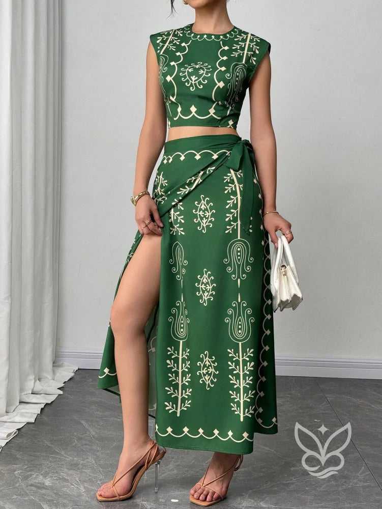 Conjunto Co-ord Estampado Com Cropped E Saia Midi Com Botões Conjunto Co-ord Estampado Com Cropped E Saia Midi Com