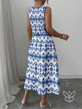 Conjunto Co-ord Estampado Com Cropped E Saia Midi Evasê Conjunto Co-ord Estampado Com Cropped E Saia Midi Evasê
