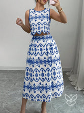 Conjunto Co-ord Estampado Com Cropped E Saia Midi Evasê Azul / PP Conjunto Co-ord Estampado Com Cropped E Saia Midi