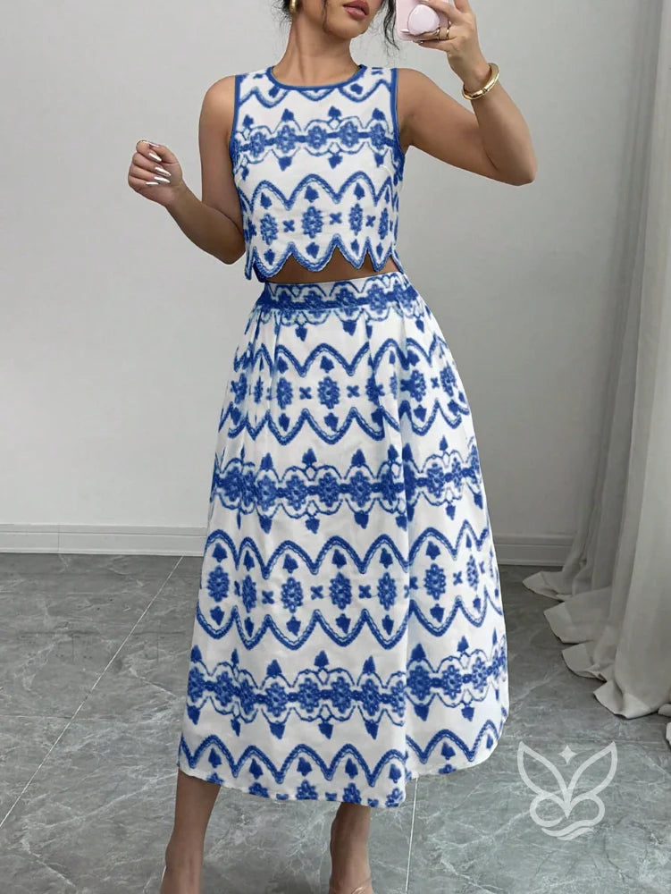 Conjunto Co-ord Estampado Com Cropped E Saia Midi Evasê Azul / PP Conjunto Co-ord Estampado Com Cropped E Saia Midi