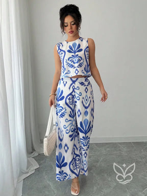 Conjunto Co-ord Estampado Com Regata E Calça Pantalona Flare Conjunto Co-ord Estampado Com Regata E Calça Pantalona
