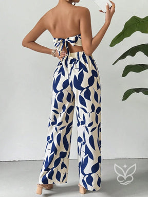 Conjunto Co-ord Estampado Top Tomara Que Caia E Calça Pantalona Flare Conjunto Co-ord Estampado Top Tomara Que Caia E