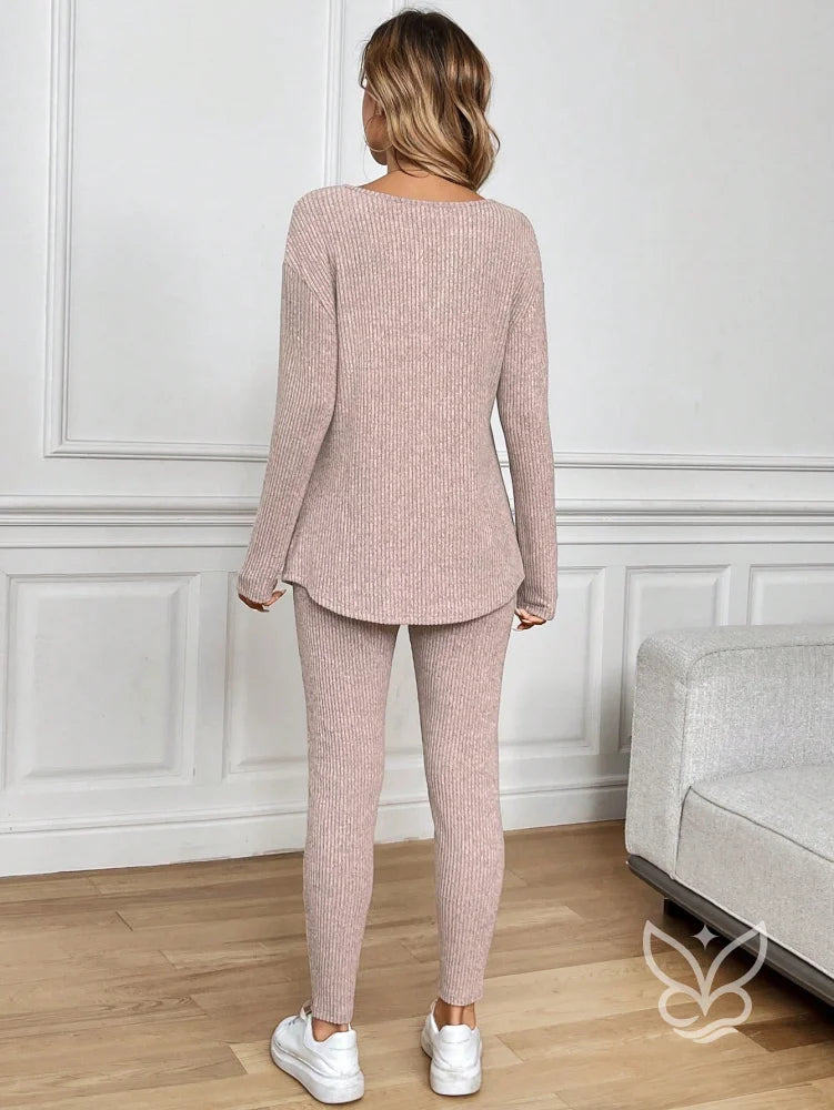 Conjunto Conforto Canelado com Blusa Longa e Calça Conjunto Conforto Canelado com Blusa Longa e Calça