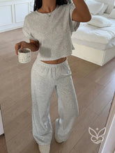 Conjunto Conforto Com Calça Larga E Cropped De Malha Cinza / PP Conjunto Conforto Com Calça Larga E Cropped De Malha