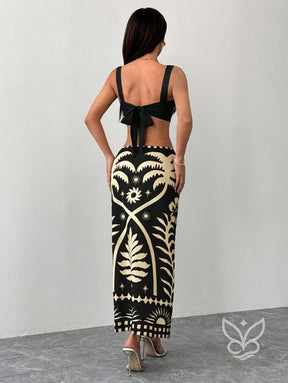 Conjunto Cropped Cami Estampado Tropical E Saia Maxi Ajustada Conjunto Cropped Cami Estampado Tropical E Saia Maxi