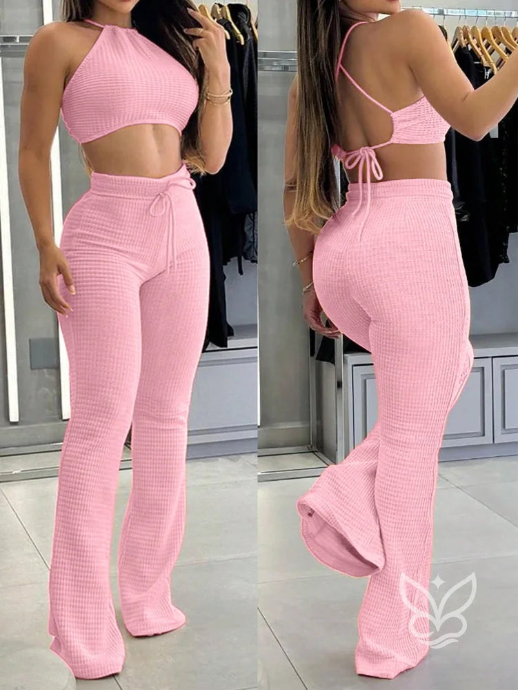 Conjunto Cropped Halter Com Amarração Nas Costas E Calça Flare Rosa Chiclete / PP Conjunto Cropped Halter Com Amarração