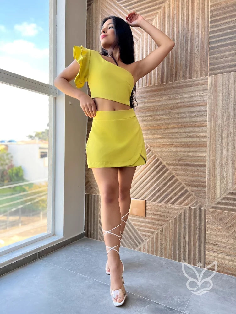 Conjunto Cropped Um Ombro Saia Curta Conjunto Cropped Um Ombro Saia Curta