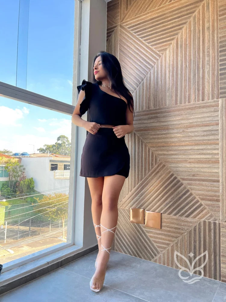Conjunto Cropped Um Ombro Saia Curta Conjunto Cropped Um Ombro Saia Curta
