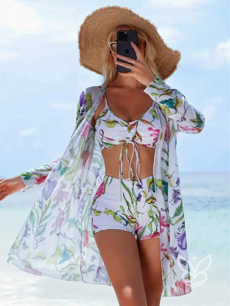 Conjunto de Biquíni com Shorts e Saída Estampada Branco / P Conjunto de Biquíni com Shorts e Saída Estampada