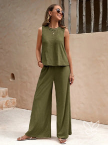 Conjunto Em Algodão Com Blusa Solta E Calça Pantalona Casual Verde Militar / PP Conjunto Em Algodão Com Blusa Solta E