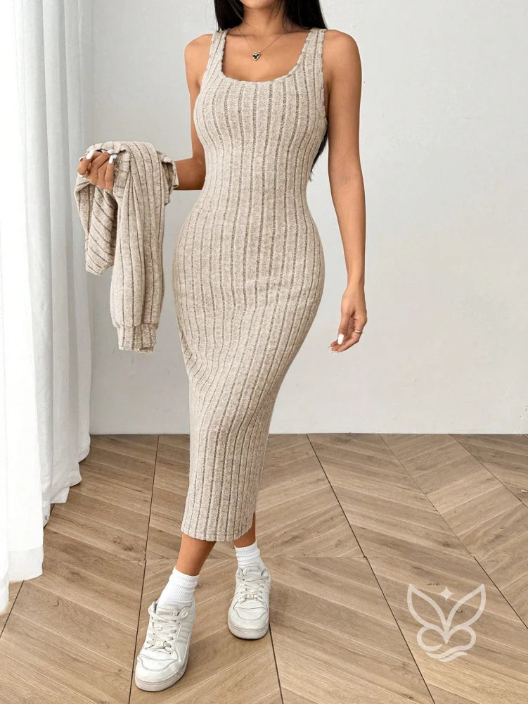 Conjunto Loungewear Tricotado Cardigan Cropped E Saia Midi Ajustada Conjunto Loungewear Tricotado Cardigan Cropped E