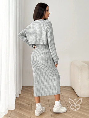 Conjunto Loungewear Tricotado Cardigan Cropped E Saia Midi Ajustada Conjunto Loungewear Tricotado Cardigan Cropped E