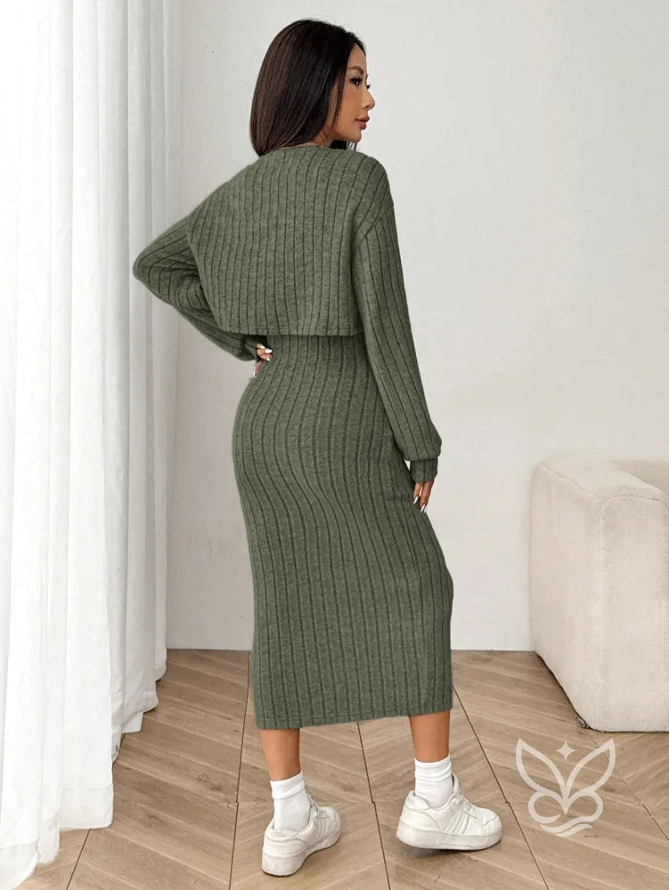 Conjunto Loungewear Tricotado Cardigan Cropped E Saia Midi Ajustada Conjunto Loungewear Tricotado Cardigan Cropped E