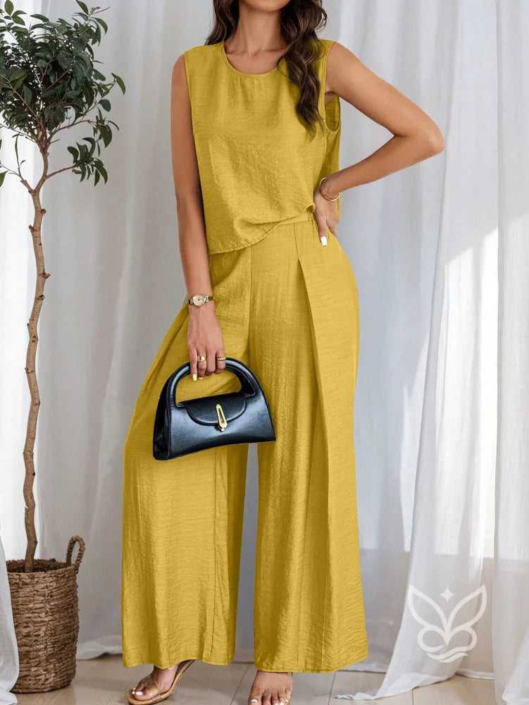 Conjunto Minimalista Com Blusa Reta E Calça Pantalona Fluida Amarela / PP Conjunto Minimalista Com Blusa Reta E Calça