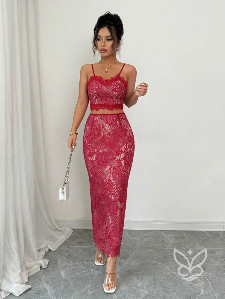 Conjunto Renda Com Cropped De Alças Finas E Saia Midi Ajustada Conjunto Renda Com Cropped De Alças Finas E Saia Midi